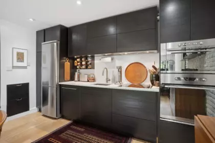 Guest Bathroom Photo of 205 3264 Oak Street, Vancouver, BC