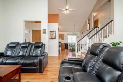 Kitchen Photo of 6304 135a Street, Surrey, BC