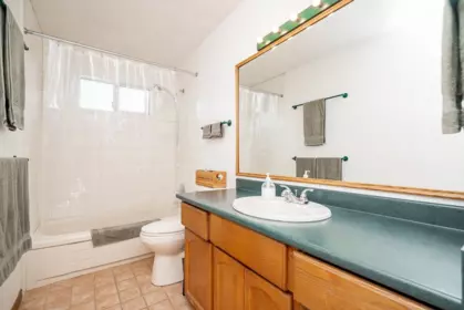 Laundry Room Photo of 6304 135a Street, Surrey, BC