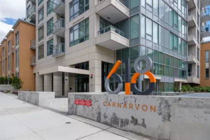 420 618 Carnarvon Street, New Westminster, BC, New Westminster — Apartment/Condo for sale