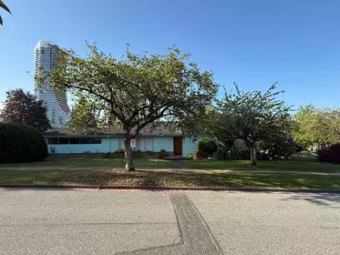 Pantry Photo of 692 W 39th Avenue, Vancouver, BC