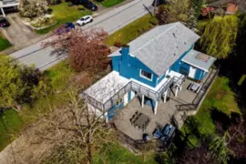2094 Viewlynn Drive, North Vancouver, BC
