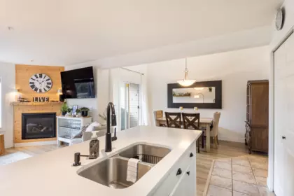 Office / Den Photo of 102 5711 Ebbtide Street, Sechelt, BC