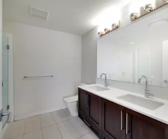 Mudroom Photo of 16439 24 Avenue, Surrey, BC