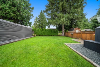 Front Yard Photo of 34855 Laburnum Avenue, Abbotsford, BC