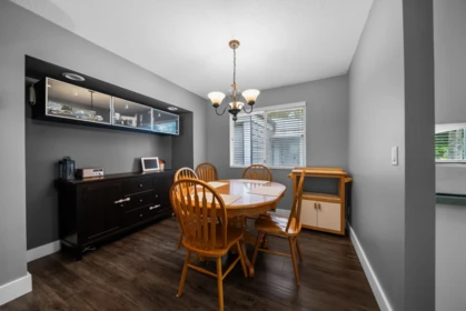 Primary Bedroom Photo of 34855 Laburnum Avenue, Abbotsford, BC