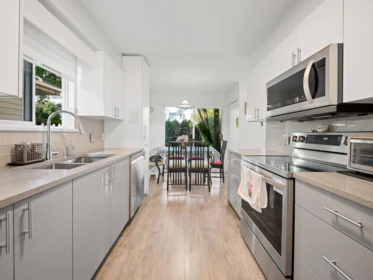 Kitchen Photo of 8 815 Tobruck Avenue, North Vancouver, BC