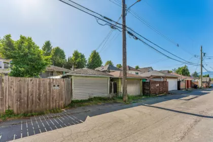 Primary Bathroom Photo of 4412 Perry Street, Vancouver, BC