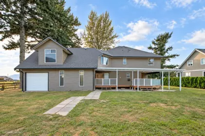 Swimming Pool Photo of 8878 Upper Prairie Road, Chilliwack, BC