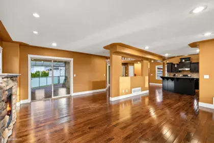 Walk-In Closet Photo of 8878 Upper Prairie Road, Chilliwack, BC