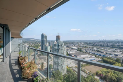 Front Yard Photo of 2602 4890 Lougheed Highway, Burnaby, BC