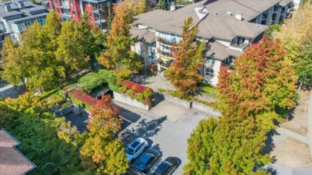 Backyard Photo of 315 7505 138 Street, Surrey, BC