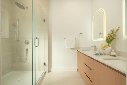 Powder Room Photo of 2 5300 Chetwynd Avenue, Richmond, BC