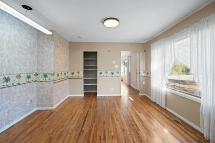 Laundry Room Photo of 22237 64 Avenue, Langley, BC