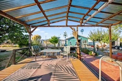 Swimming Pool Photo of 22237 64 Avenue, Langley, BC