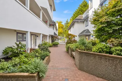 304 8772 SW Marine Drive, Vancouver, BC, Vancouver — Apartment/Condo for sale