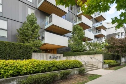 Hot Tub / Spa Photo of 308 5089 Quebec Street, Vancouver, BC