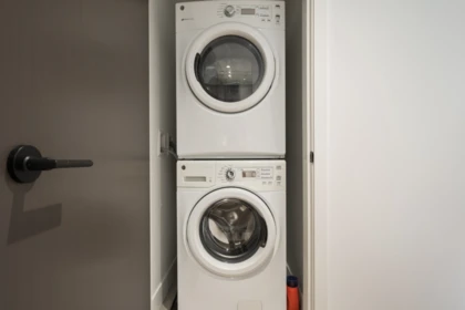 Mudroom Photo of 308 5089 Quebec Street, Vancouver, BC