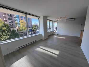 303 7788 Ackroyd Road, Richmond, BC, Richmond — Apartment/Condo for sale