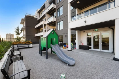 Hot Tub / Spa Photo of 1013 Quebec Street, New Westminster, BC