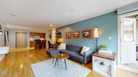213 1212 Main Street, Squamish, BC, Squamish — Apartment/Condo for sale