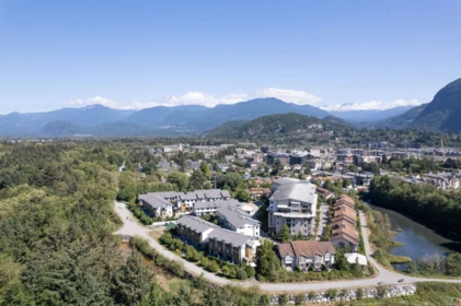 213 1212 Main Street, Squamish, BC, Squamish — Apartment/Condo for sale
