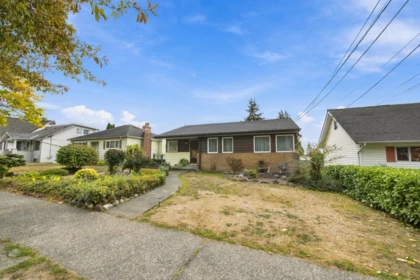 Family Room Photo of 1912 London Street, New Westminster, BC