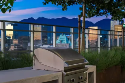 Outdoor Kitchen Photo of 1610 1111 Richards Street, Vancouver, BC