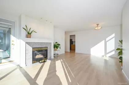 604 5833 Wilson Avenue, Burnaby, BC, Burnaby — Apartment/Condo for sale