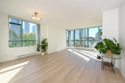 604 5833 Wilson Avenue, Burnaby, BC, Burnaby — Apartment/Condo for sale