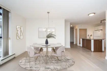 712 175 W 1st Street, North Vancouver, BC, North Vancouver — Apartment/Condo for sale