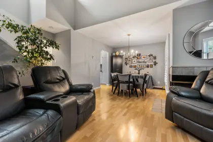 2 10080 154 Street, Surrey, BC, Surrey — Townhouse for sale