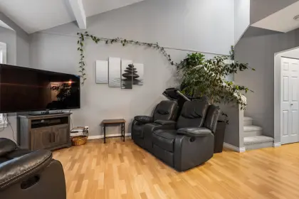 2 10080 154 Street, Surrey, BC, Surrey — Townhouse for sale