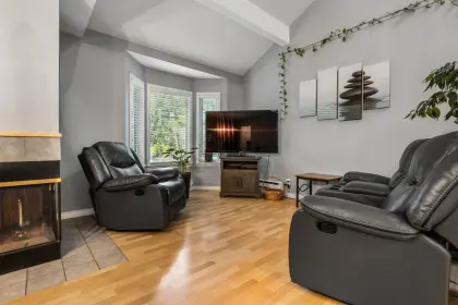 2 10080 154 Street, Surrey, BC, Surrey — Townhouse for sale