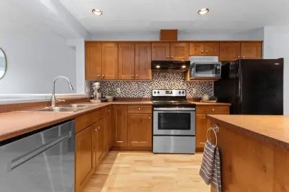 14 9232 Woodbine Street, Chilliwack, BC, Chilliwack — Townhouse for sale