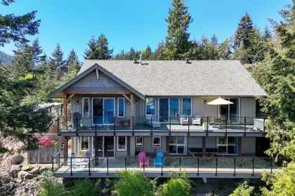 917 Elrond's Court, Bowen Island, BC, Bowen island — Single Family Residence for sale