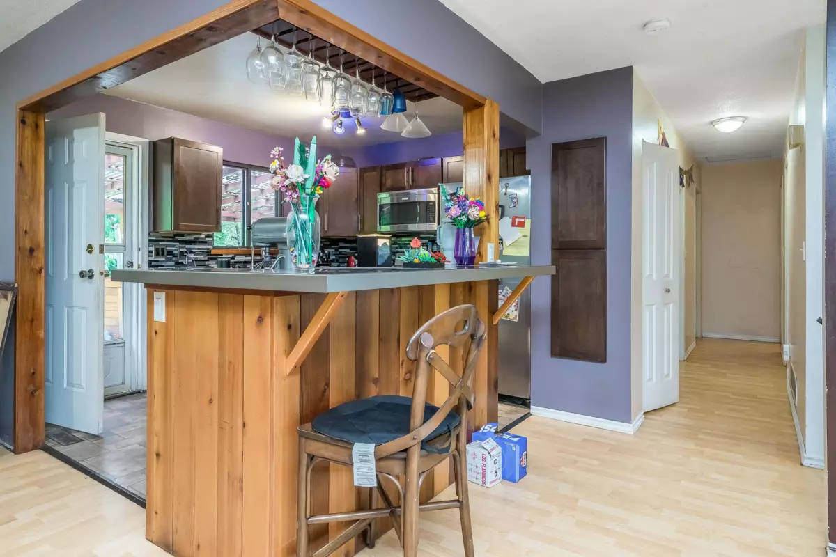 Walk-In Closet Photo of 32374 Ptarmigan Drive, Mission, BC