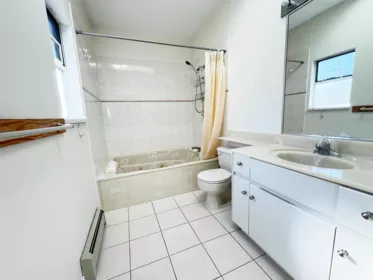 Guest Bathroom Photo of 11240 Granville Avenue, Richmond, BC