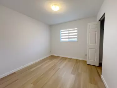 Hallway Photo of 11240 Granville Avenue, Richmond, BC