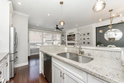 19159 70 Avenue, Surrey, BC, Surrey — Single Family Residence for sale