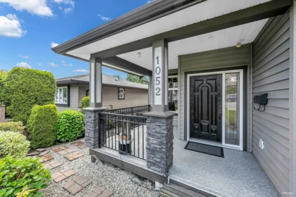 1052 Charland Avenue, Coquitlam, BC, Coquitlam — Half Duplex for sale