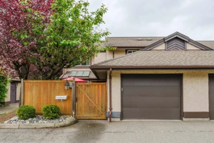 9 34755 Old Yale Road, Abbotsford, BC, Abbotsford — Townhouse for sale