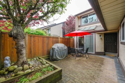 9 34755 Old Yale Road, Abbotsford, BC, Abbotsford — Townhouse for sale