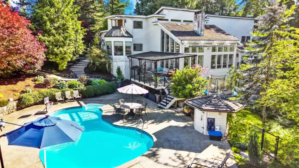 Exterior Front Photo of 24325 126 Avenue, Maple Ridge, BC