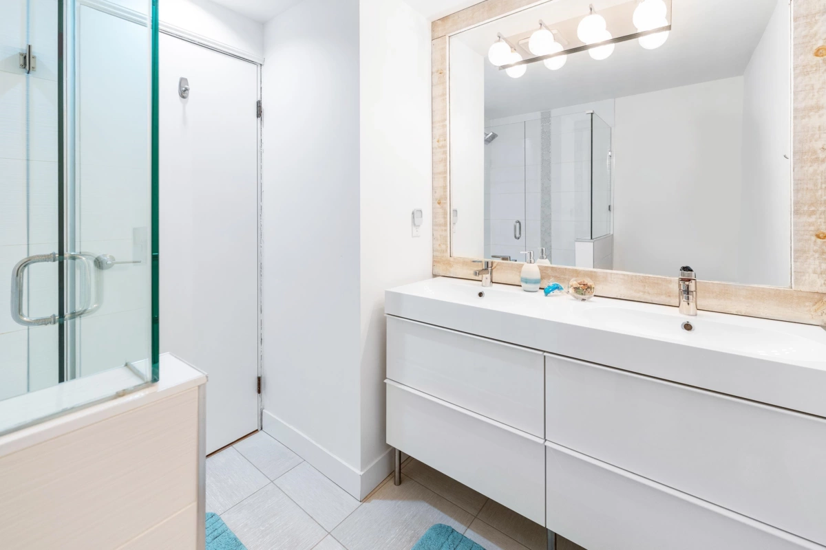 Swimming Pool Photo of 24325 126 Avenue, Maple Ridge, BC