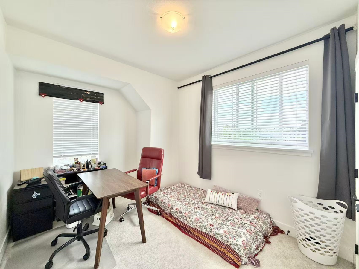 Basement Recreation Room Photo of 19682 75a Avenue, Langley, BC