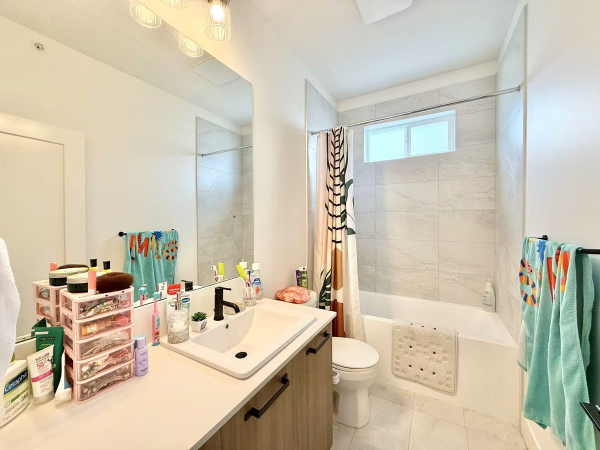 Loft / Bonus Room Photo of 19682 75a Avenue, Langley, BC