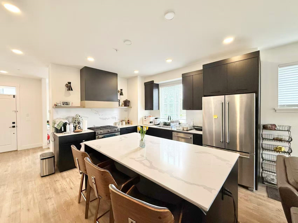 Pantry Photo of 19682 75a Avenue, Langley, BC