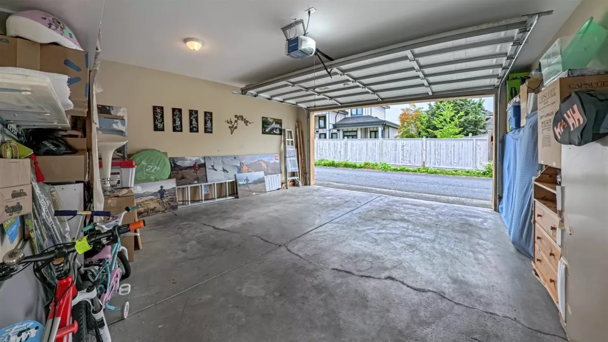 Laundry Room Photo of 9073 No. 1 Road, Richmond, BC