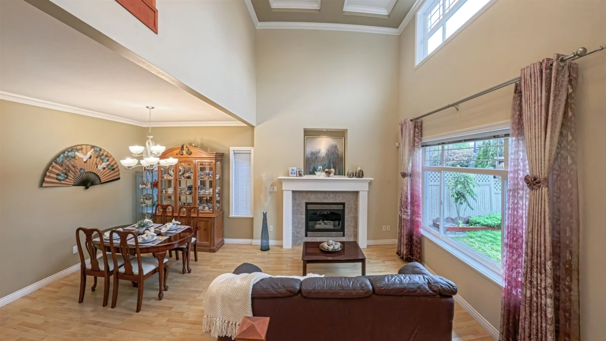 Living Room Photo of 9073 No. 1 Road, Richmond, BC